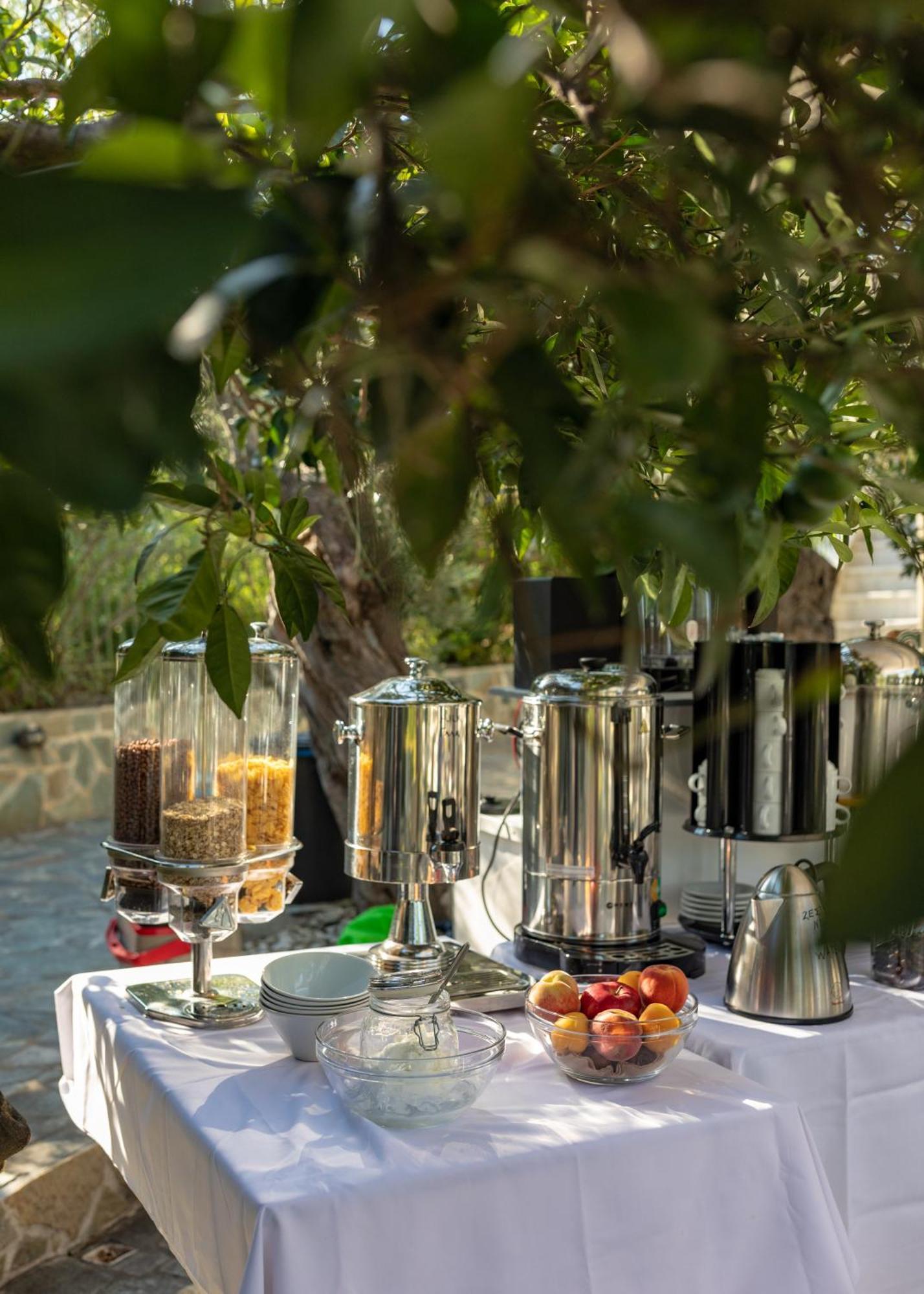 Ampoulos Rooms & Apartments Kedro Dış mekan fotoğraf