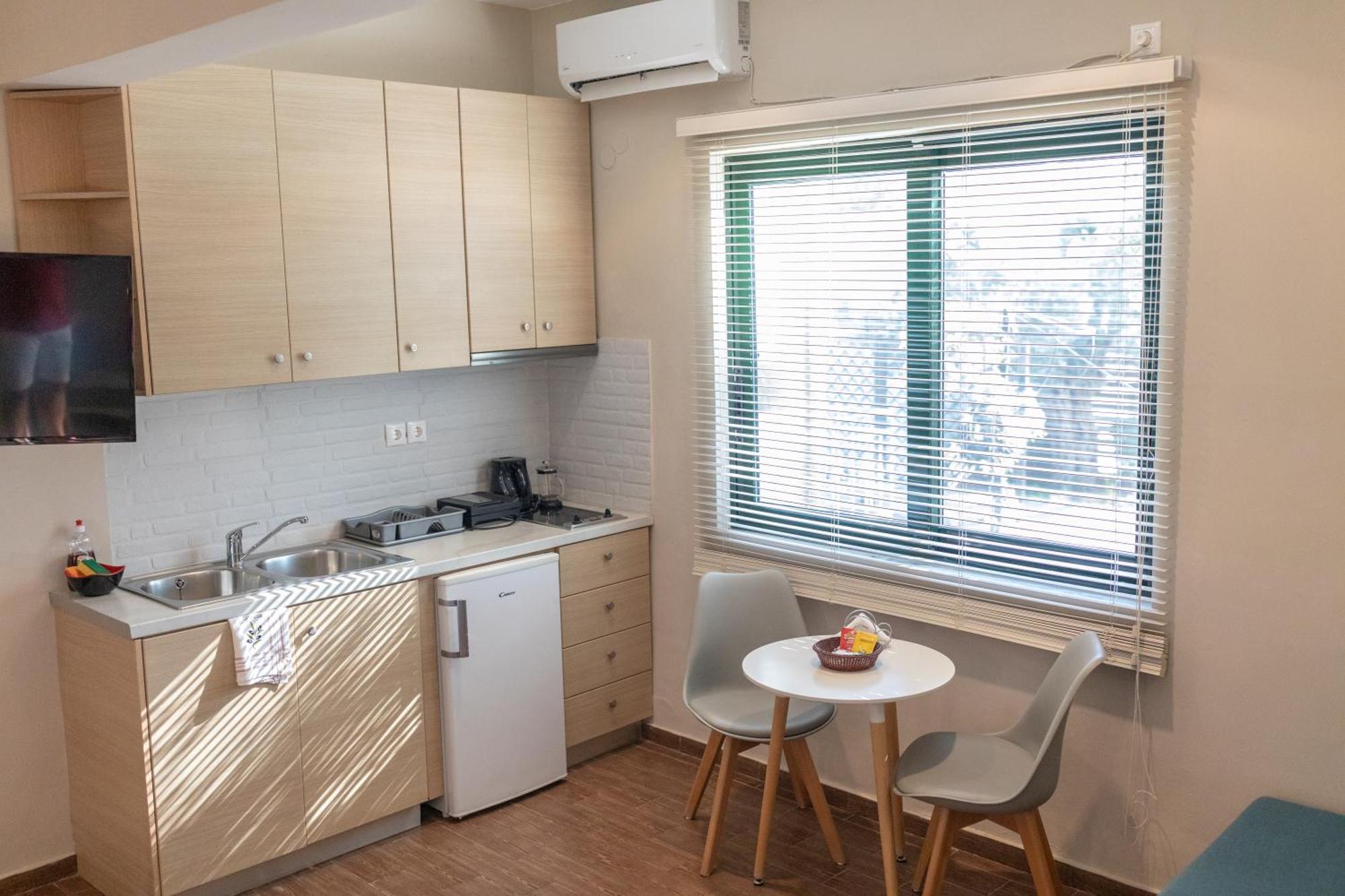 Ampoulos Rooms & Apartments Kedro Dış mekan fotoğraf