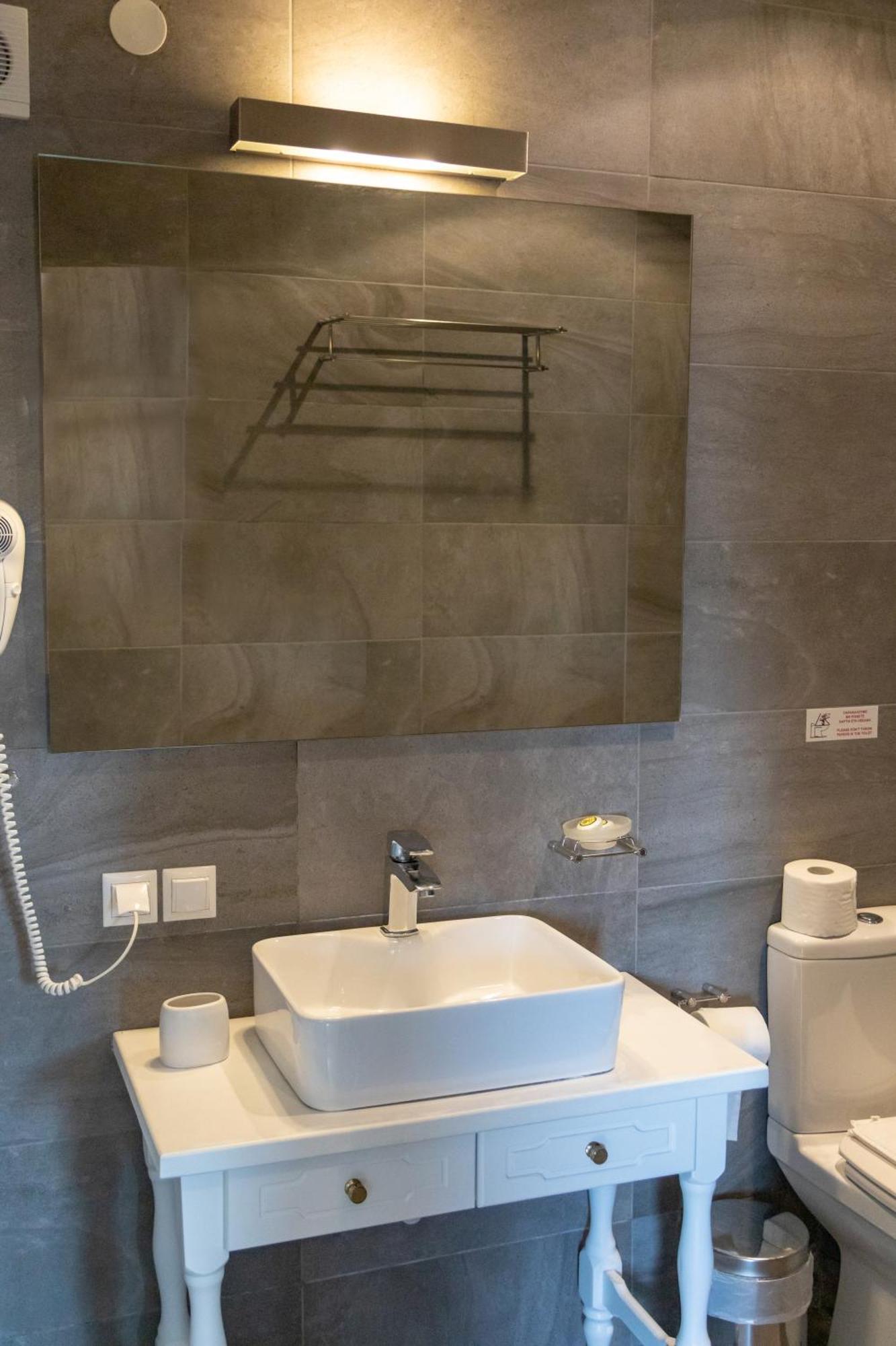 Ampoulos Rooms & Apartments Kedro Dış mekan fotoğraf