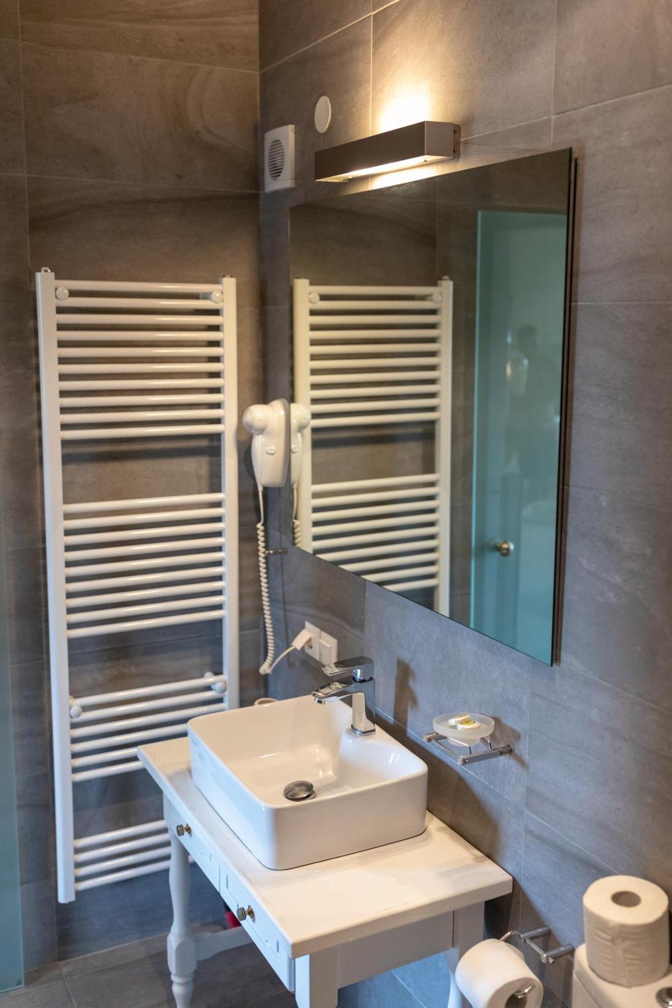 Ampoulos Rooms & Apartments Kedro Dış mekan fotoğraf