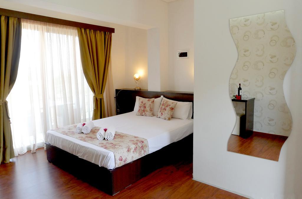 Ampoulos Rooms & Apartments Kedro Dış mekan fotoğraf
